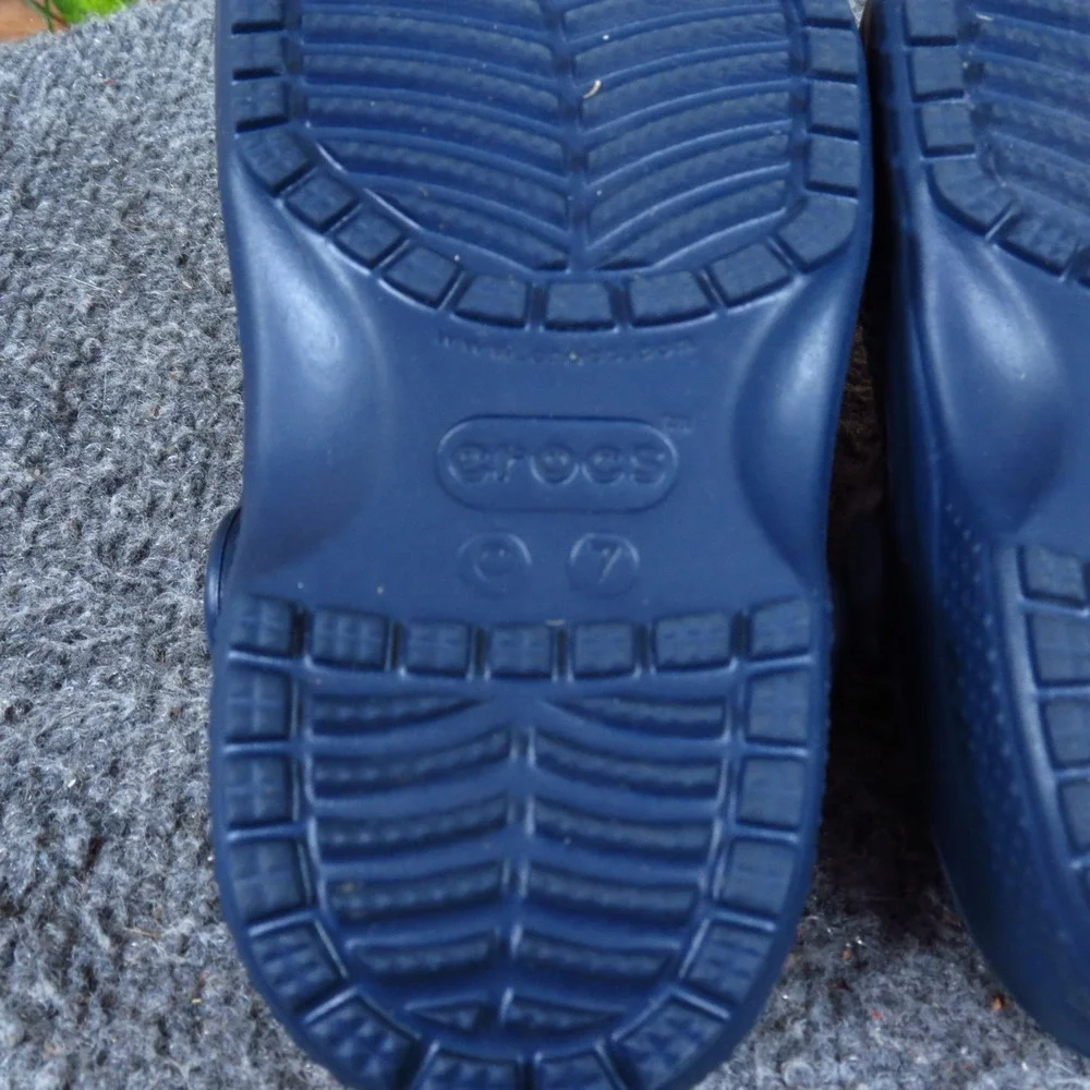 Crocs Classic Clog Baby Unisex Shoes Size 7C Water Friendly Play Navy Blue